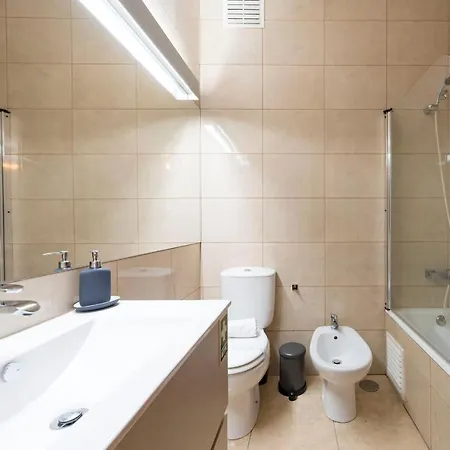 Apartment Lovelystay - Serralves With Free Parking Porto